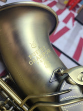 Load image into Gallery viewer, B-STOCK Buffet 400 Series Alto Saxophone, Antique-Matte Finish
