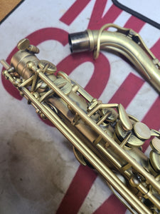 B-STOCK Buffet 400 Series Alto Saxophone, Antique-Matte Finish