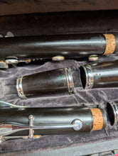 Load image into Gallery viewer, USED Buffet Tosca Greenline Bb Clarinet