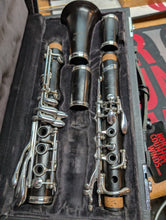 Load image into Gallery viewer, USED Buffet Tosca Greenline Bb Clarinet