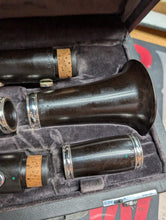 Load image into Gallery viewer, USED Buffet Tosca Greenline Bb Clarinet