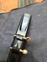 Load image into Gallery viewer, USED Runyon Spoiler Tenor Saxophone Mouthpiece (w/ ligature)