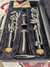 Load image into Gallery viewer, USED Yamaha YCL-61 Bb Clarinet