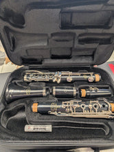 Load image into Gallery viewer, USED Vito 7212 Clarinet