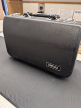 Load image into Gallery viewer, USED Yamaha YCL-20 Student Clarinet