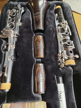 Load image into Gallery viewer, Backun Q Series Bb Clarinet (2nd Generation)
