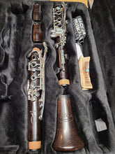 Load image into Gallery viewer, LIKE NEW Backun Q Series (2nd Generation) Clarinets