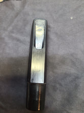 Load image into Gallery viewer, USED Runyon Spoiler Tenor Saxophone Mouthpiece (w/ ligature)