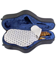 Load image into Gallery viewer, BG Inner protective cover for alto sax case- Saxophone shape